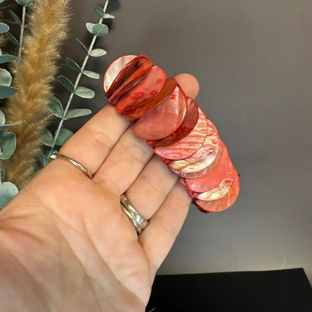 Red‎ Shell Stretch Bracelet | Chunky Disc | Boho Statement | Elastic Beachy Boho